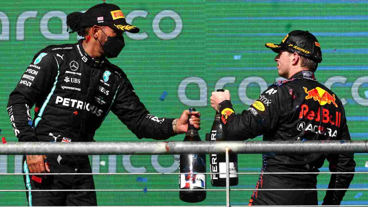 Verstappen e Hamilton