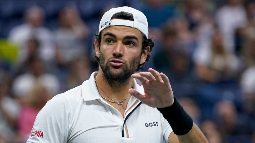 Berrettini e la modella, a Londra un'altra conferma