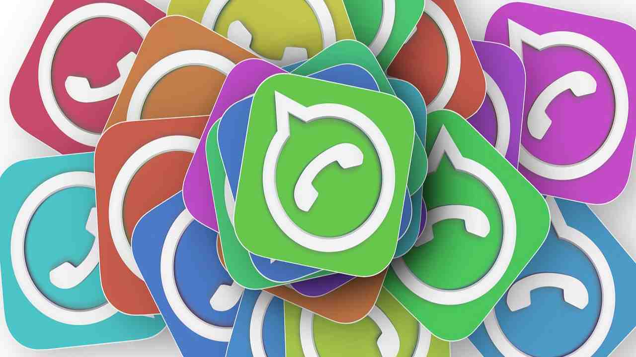 WhatsApp: richiesta di indennizzo a causa del down