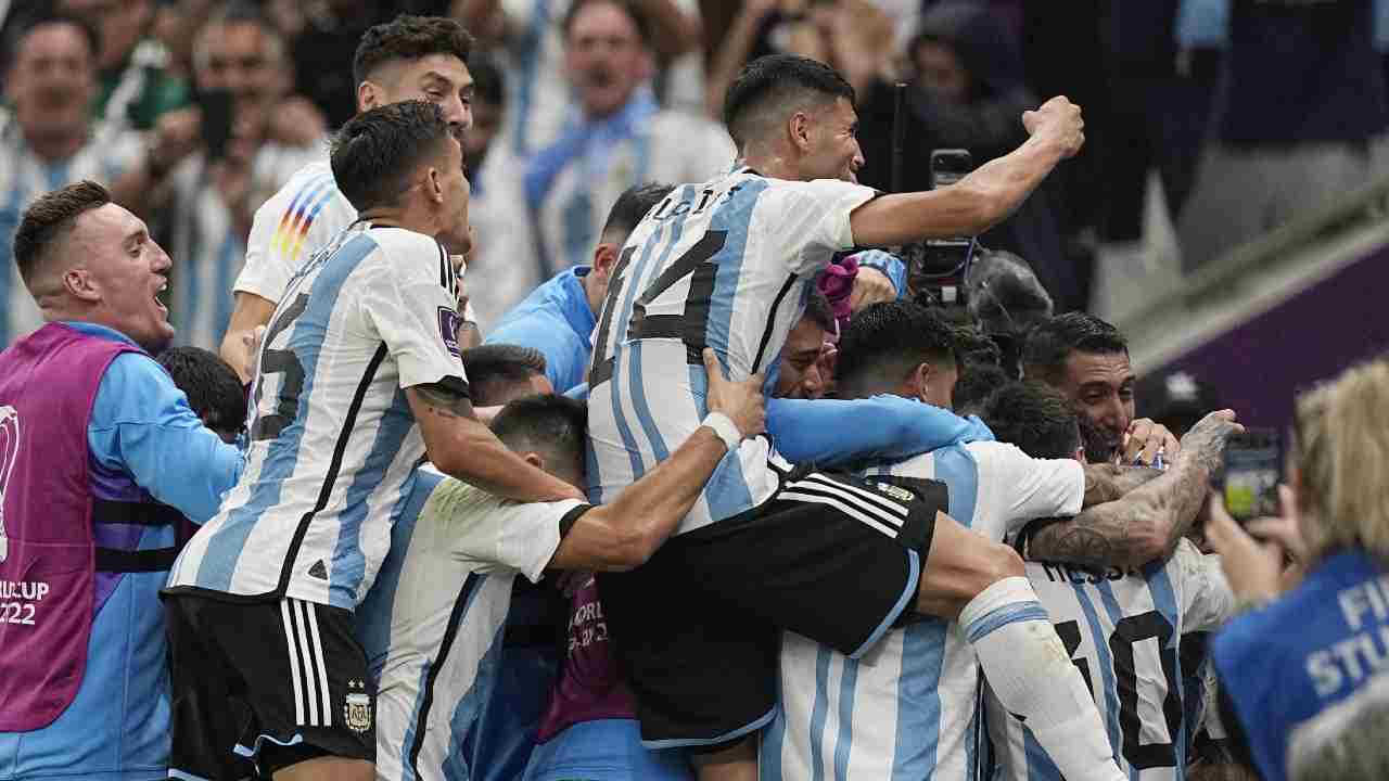 Polonia-Argentina, Mondiali 2022: diretta tv, probabili formazioni, pronostici