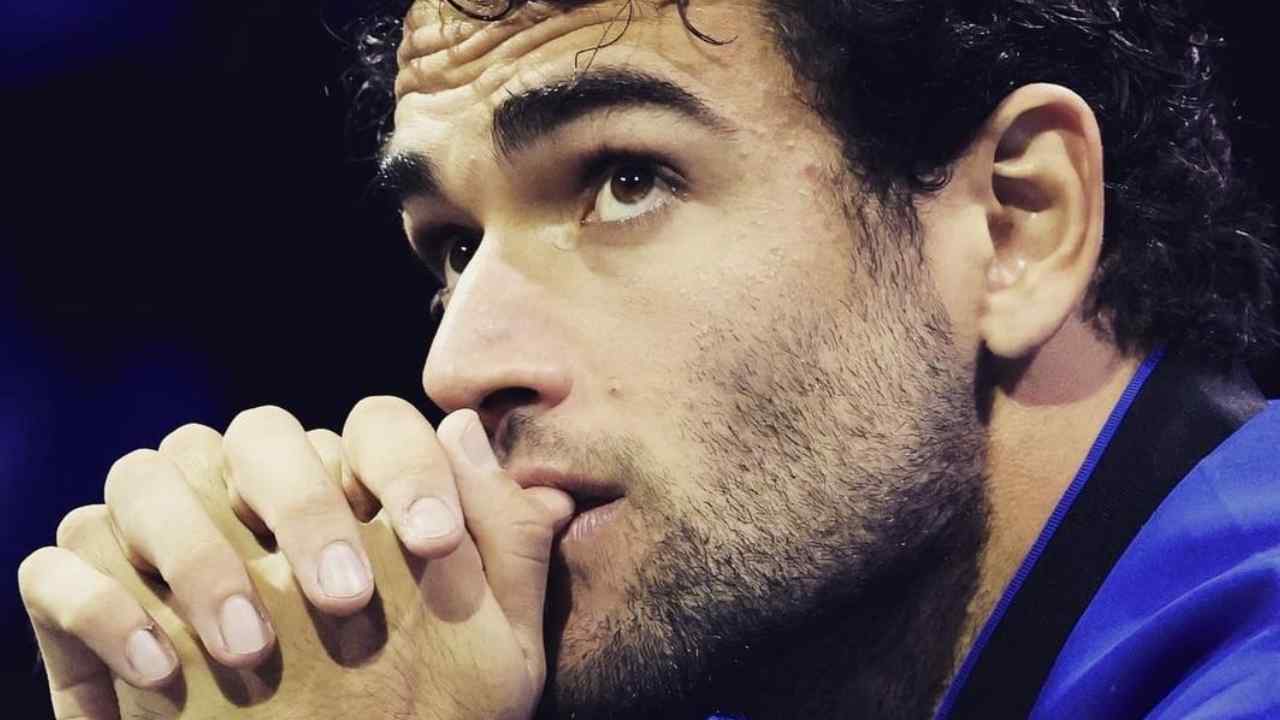 Berrettini, una corsa contro il tempo: il pit stop insospettisce i fan