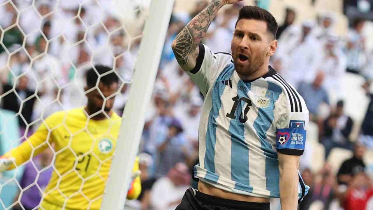 Argentina-Arabia Saudita, non solo i recuperi extra: è un Mondiale da record