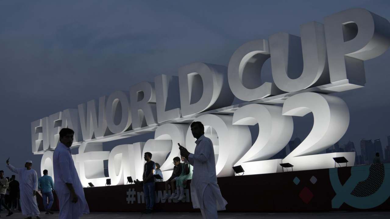 Qatar 2022, i Mondiali più strani di sempre: se anche i tifosi sono "finti"
