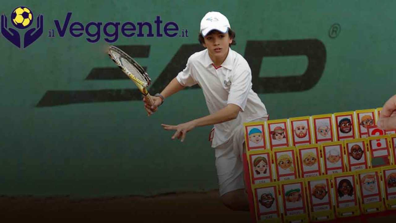 Tennis, dal cappello non si direbbe ma è proprio lui: ora è un campione