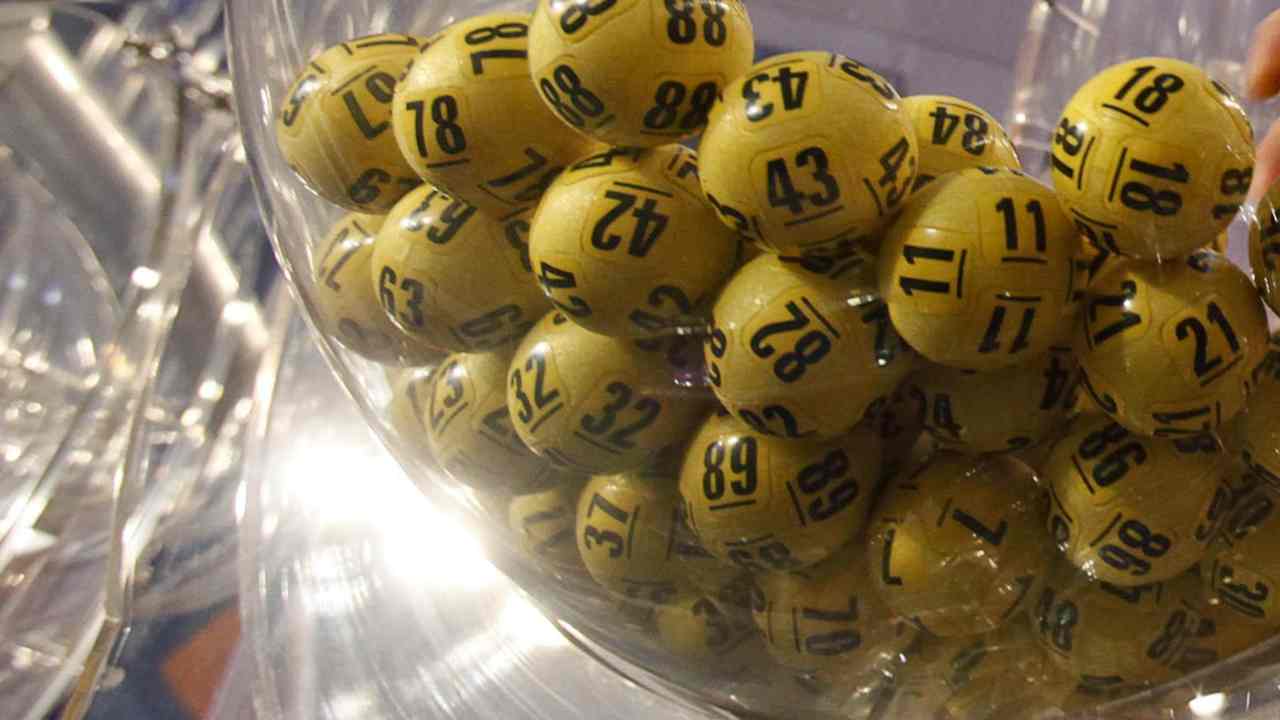 Estrazione Lotto, 10eLotto, Simbolotto oggi, 2 novembre 2022: numeri in diretta
