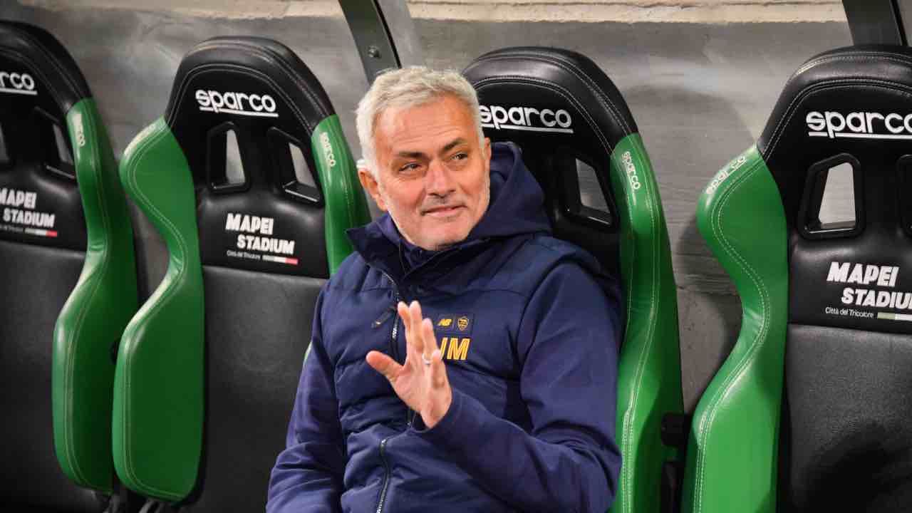Calciomercato Lazio e Roma, tradimento in quota: tentazione Mourinho
