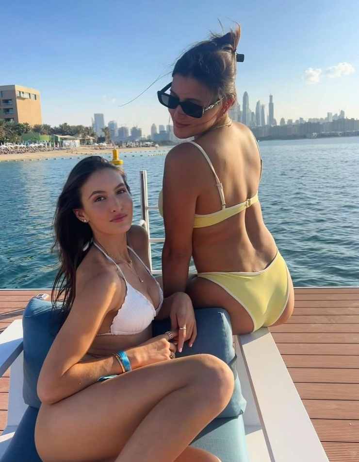 Ajla Tomljanovic, buon sangue non mente: lady Aliassime in bikini infiamma Dubai