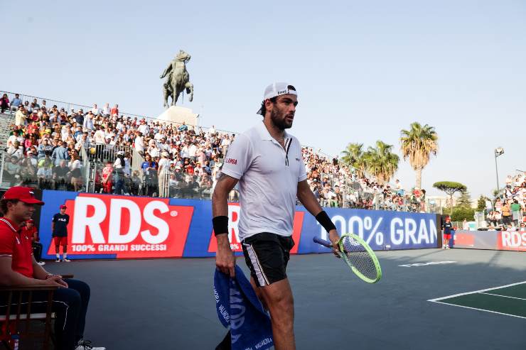 Berrettini, ora c'è pure l'ufficialità: alle vacanze ha preferito lei