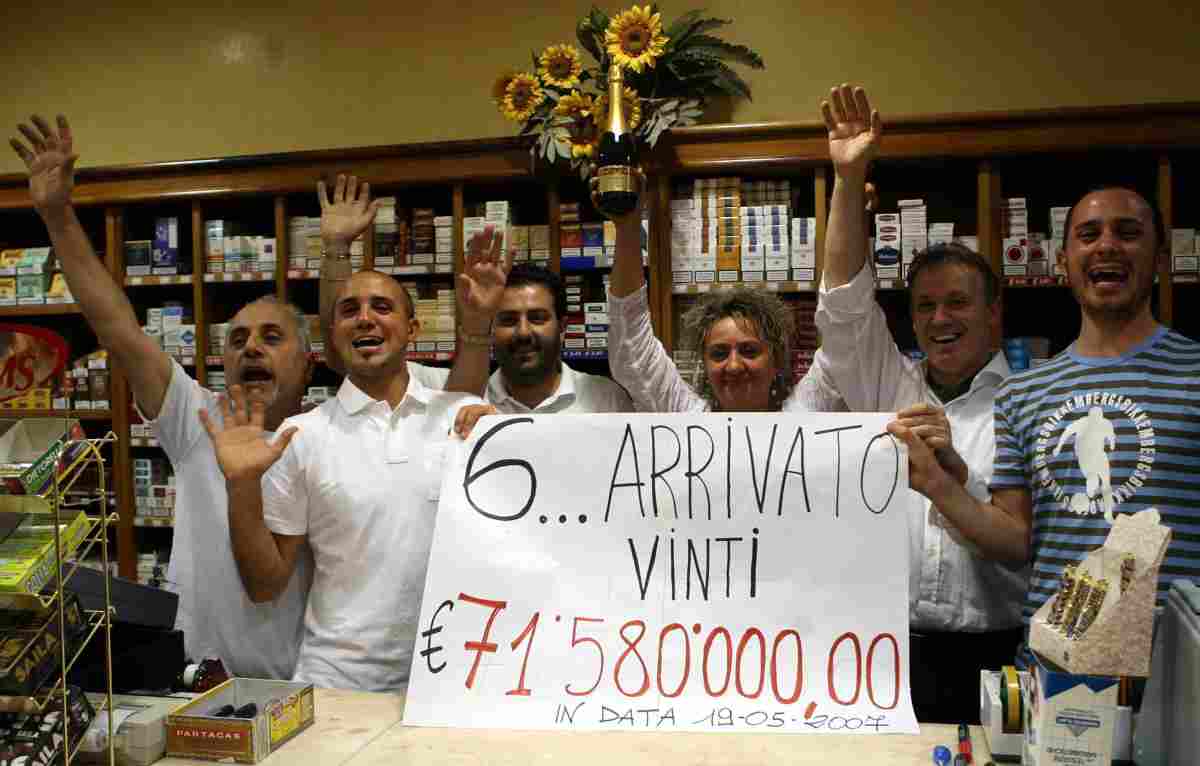Superenalotto, 330 milioni di jackpot: così aumentano le probabilità di vincita