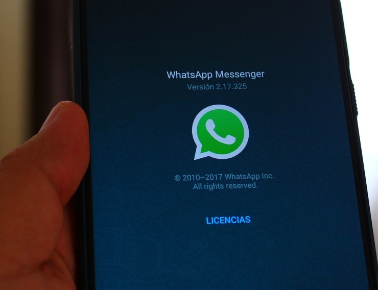 WhatsApp, la decisione spetta a te: falli fuori con un click