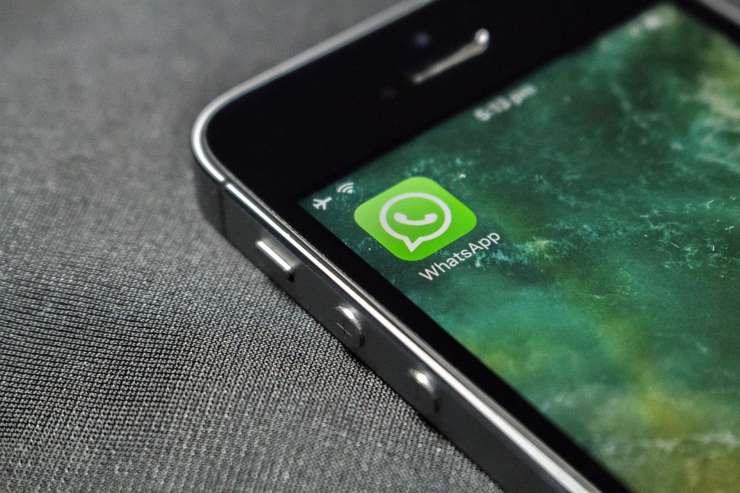 WhatsApp chiude col passato | Mai più swipe: cambia tutto