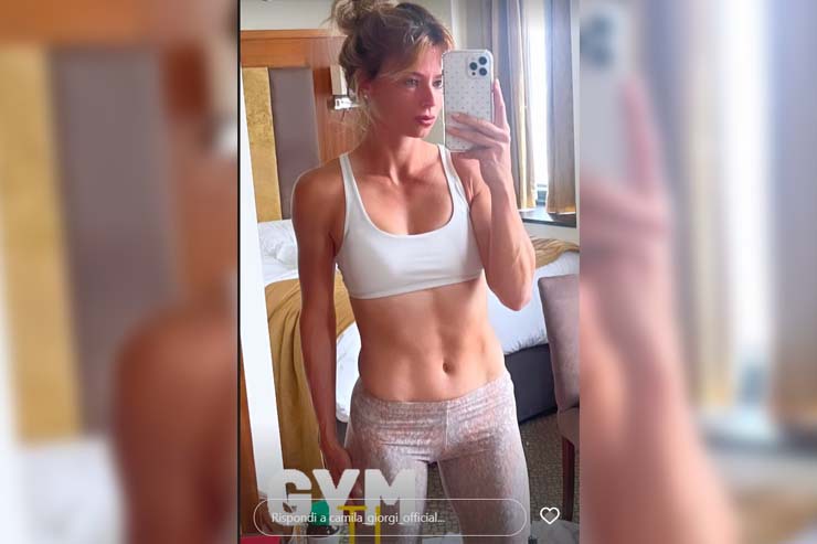 Camila Giorgi mostra i muscoli: il selfie post palestra infiamma Instagramvvvvv