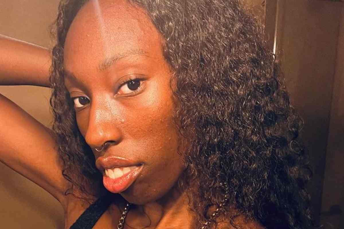 Paola Egonu, lato B portafortuna: lo stacchetto fa impazzire i social