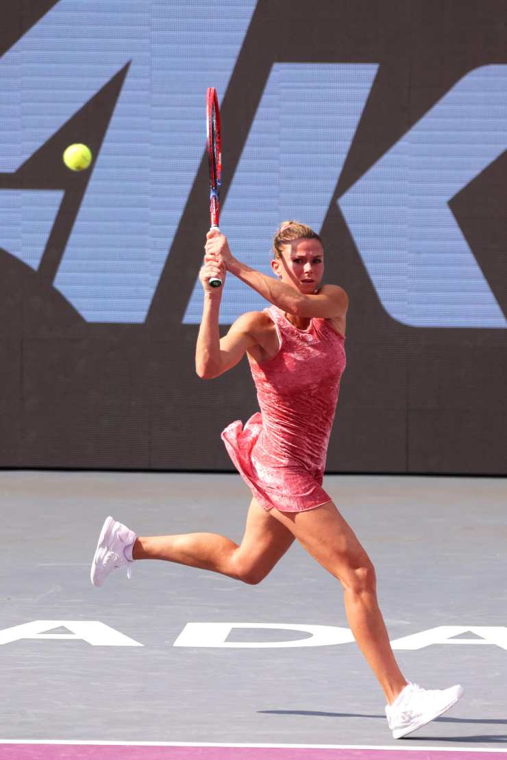 Camila Giorgi non pervenuta: tempo scaduto, allarme rosso