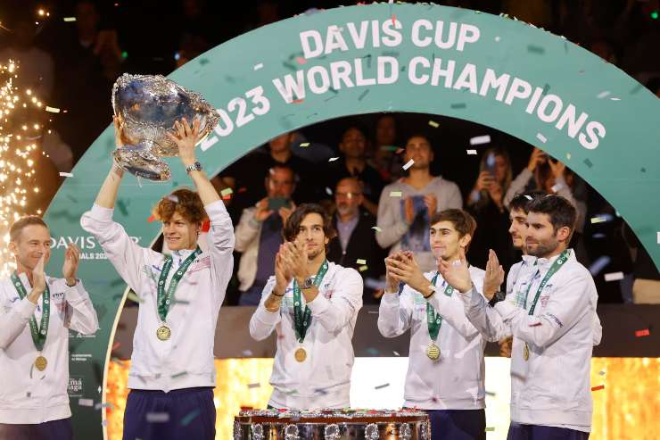 L'uragano Jannik spazza via i calciatori: svolta epocale