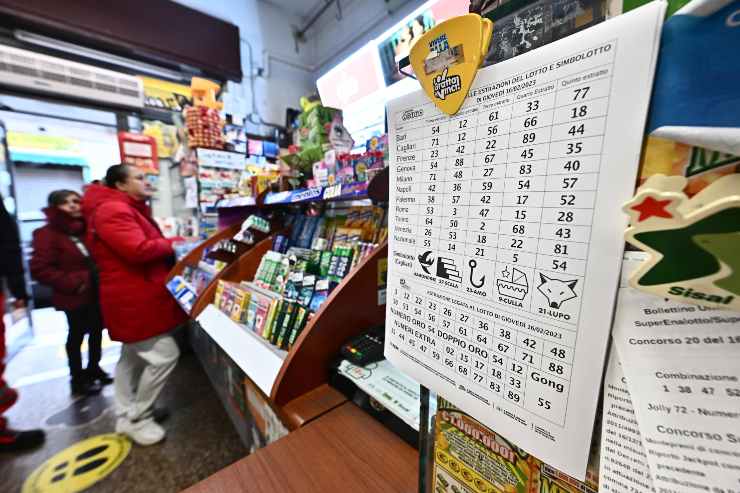 Superenalotto, 100mila euro non incassati: caccia agli ignari vincitori