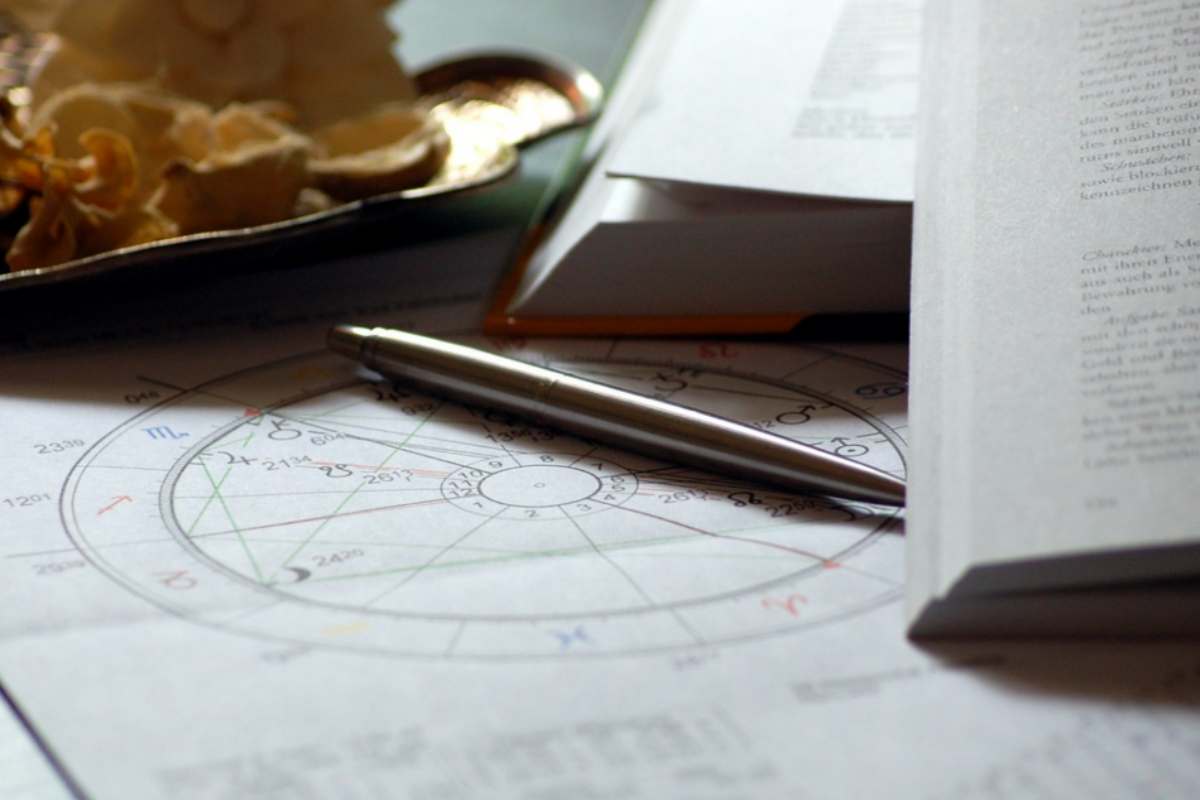 Gratta e vinci, ricca grazie agli astri: gliel'ha detto l'oroscopo