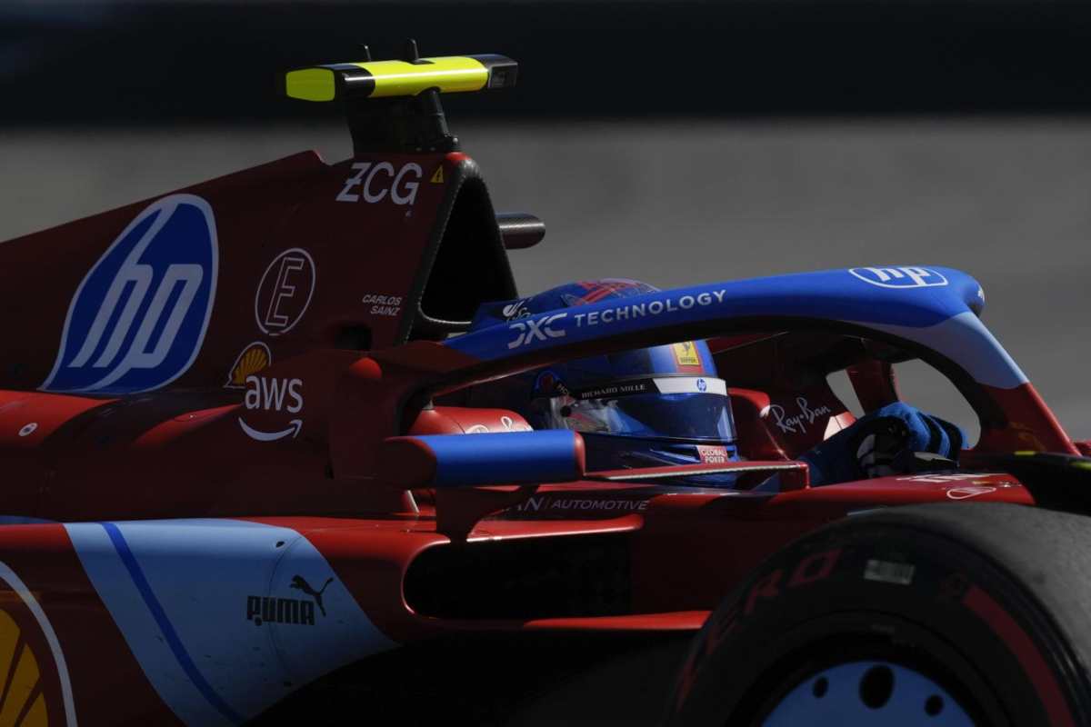 Sainz distrugge la Ferrari, il tradimento con la rivale è cosa fatta