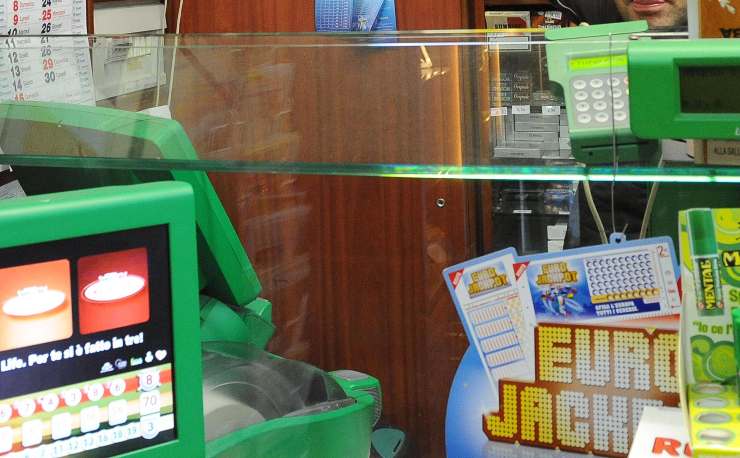 Lotto, quaterna da 81mila euro: numeri da capogiro