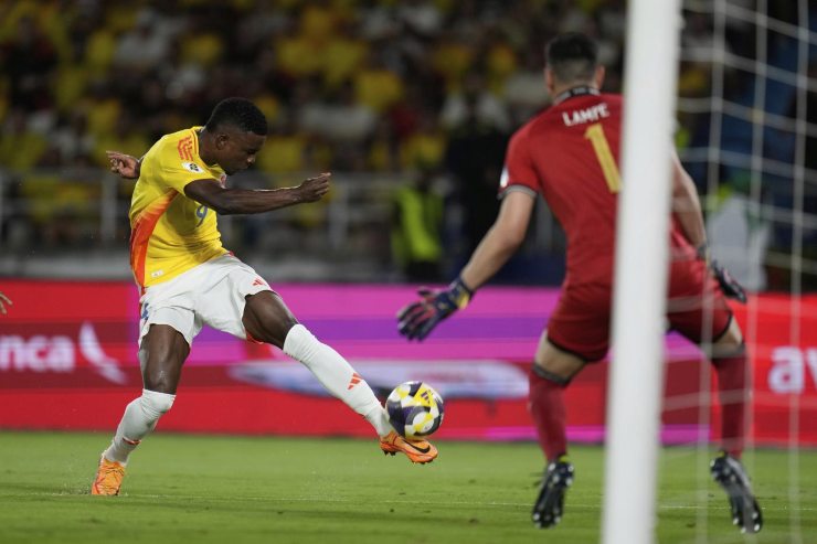 Cordoba calcia in porta