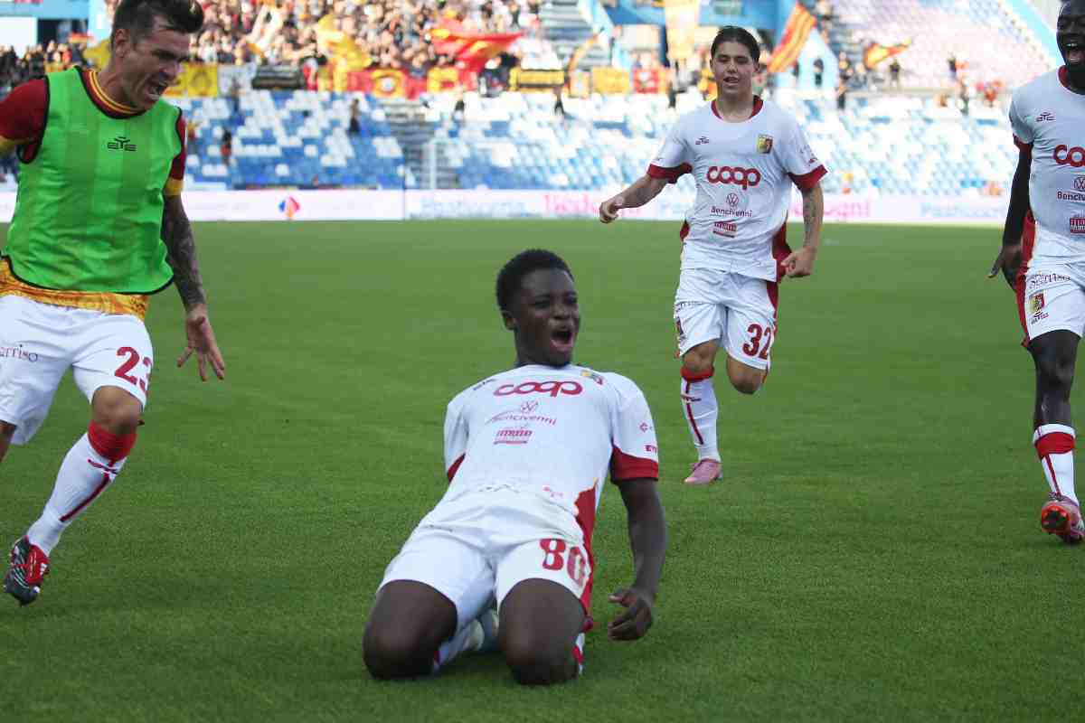 Cissé esulta dopo un gol