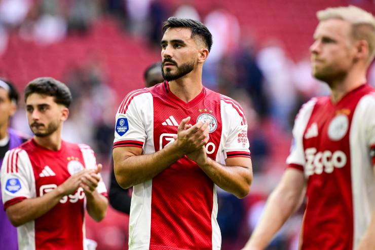 Sutalo, difensore dell'Ajax