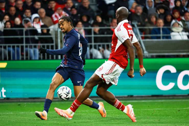 Barcola prova a pescare un uomo in area di rigore