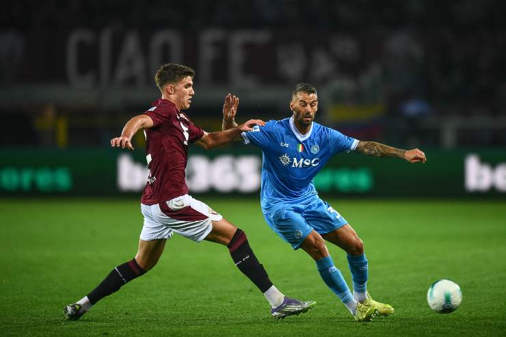 Spinazzola prova ad anticipare il suo diretto marcatore