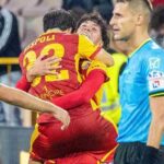 I giocatori del Catanzaro in festa