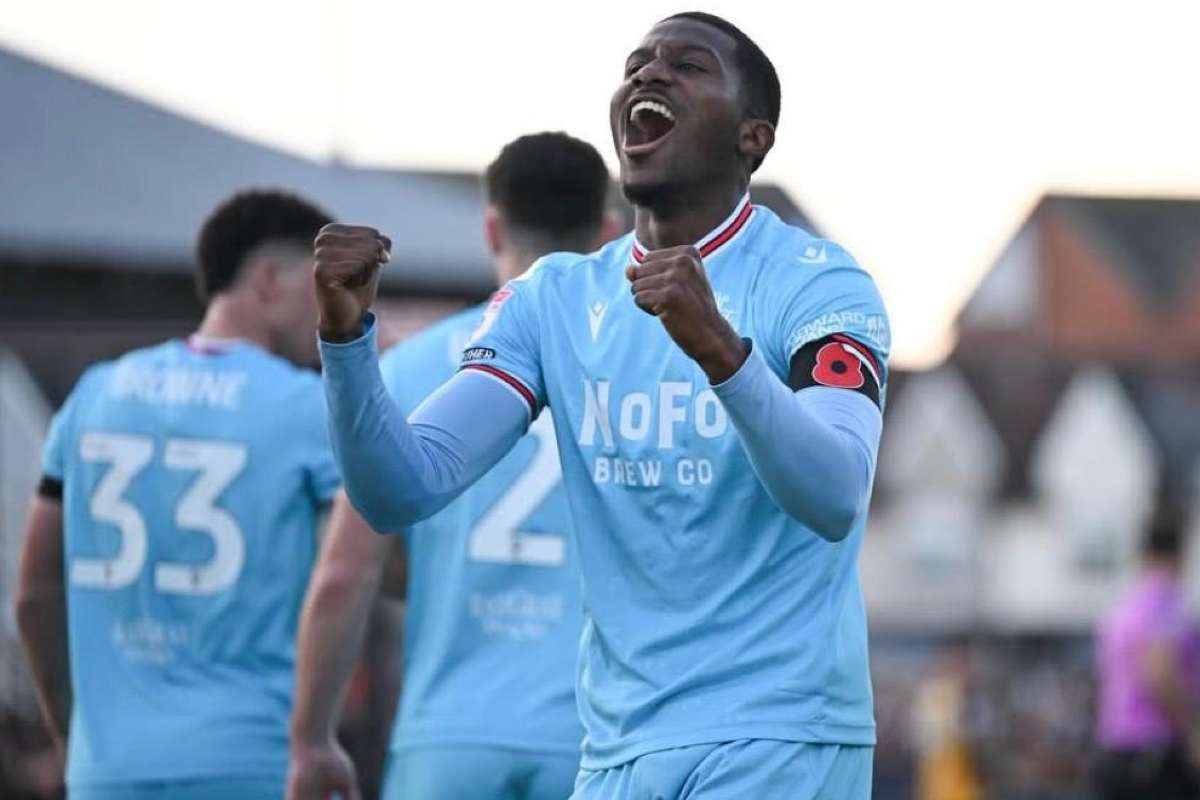 Pronostici League Two 15 novembre: in vetta è sempre bagarre