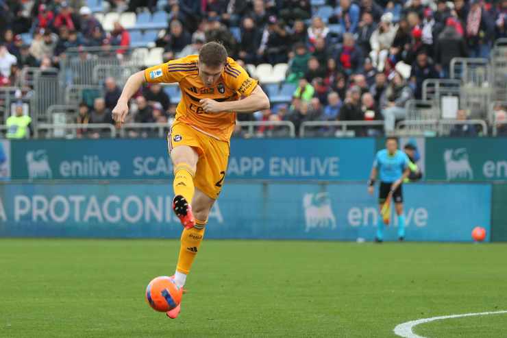 Aebischer stoppa un pallone 