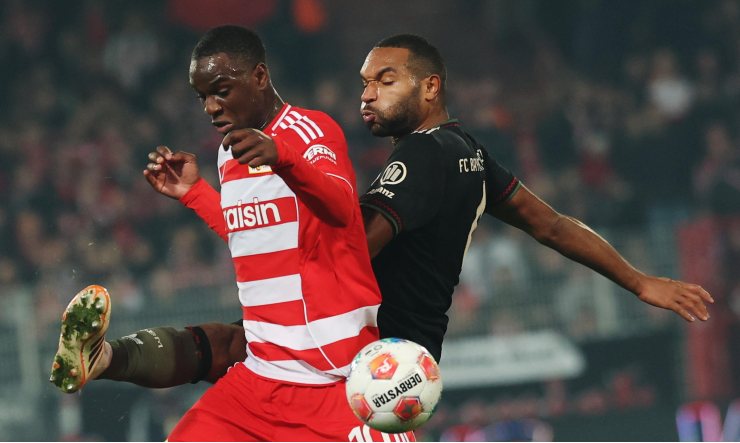 Ansah contro Tah nel match di campionato