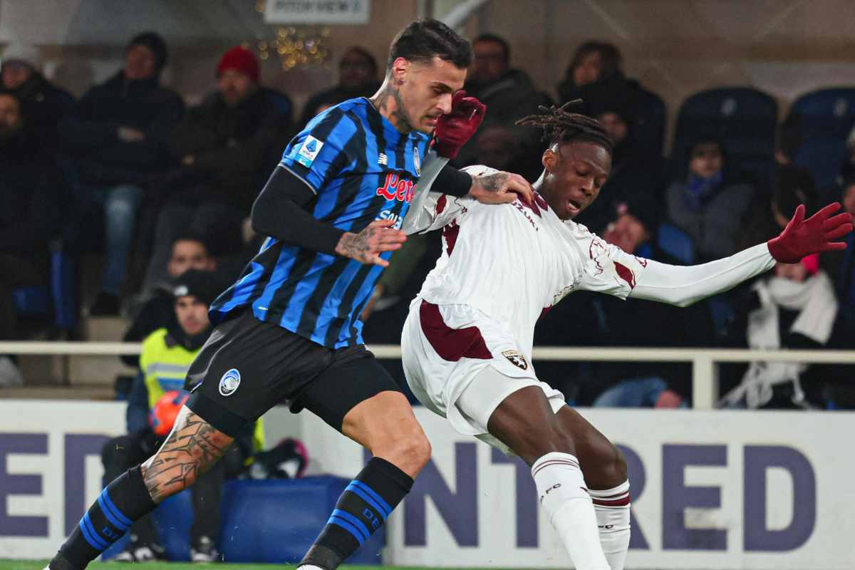 Scamacca prova a superare il suo diretto marcatore