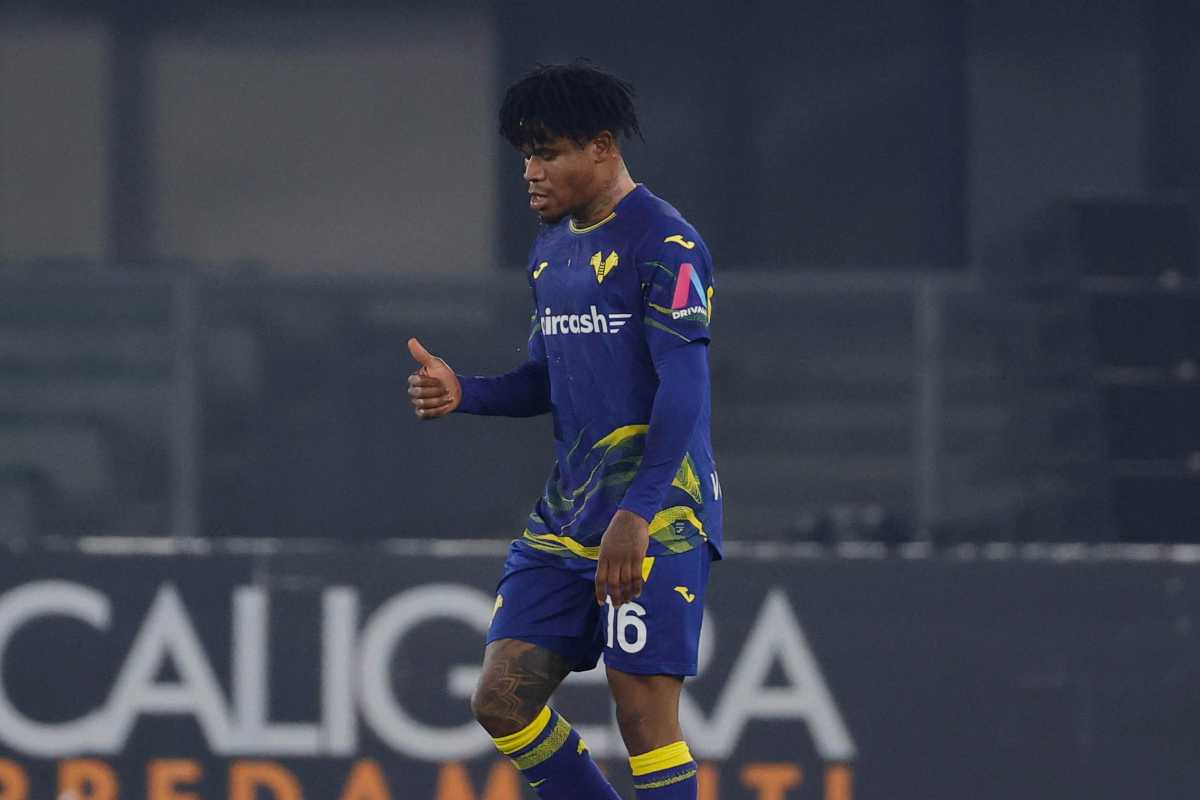 Cenno di intesa di Orban con i compagni