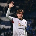 Palestra saluta il suo pubblico