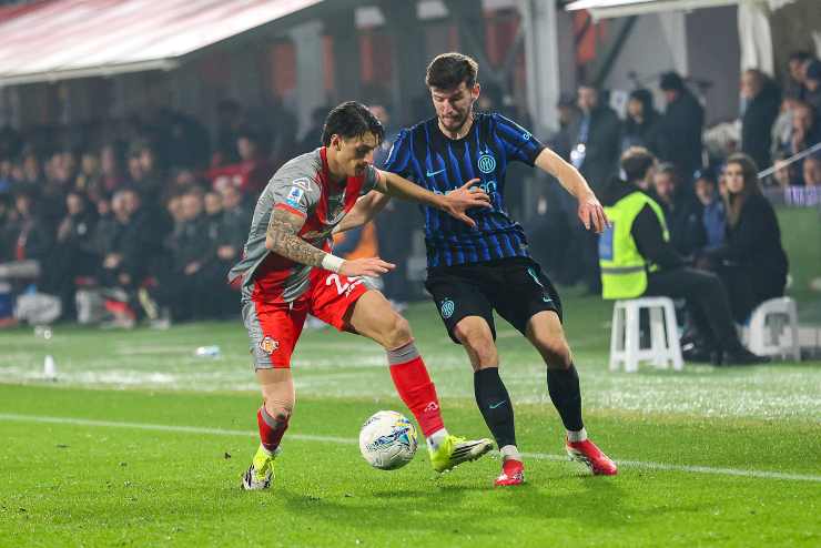 Sucic prova a puntare l'uomo