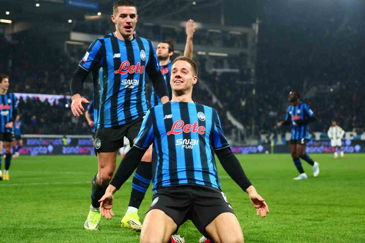 Pasalic esulta dopo un gol