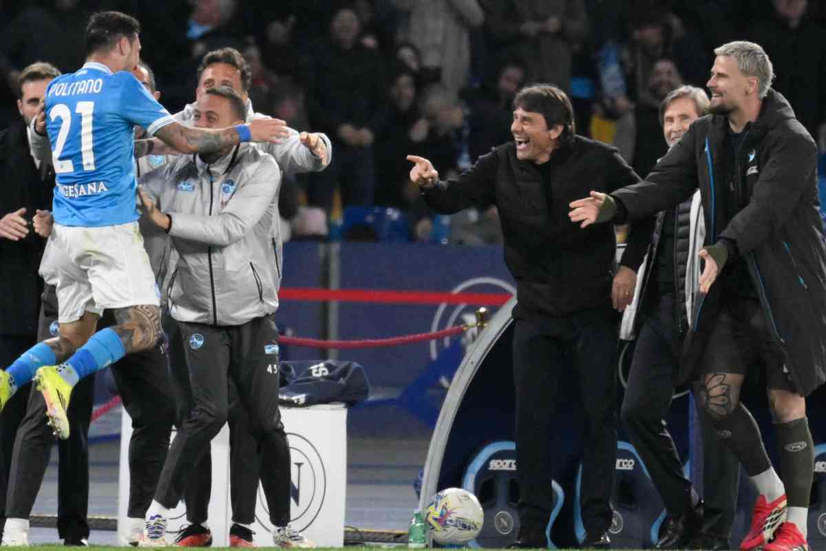 Politano esulta dopo il gol al Lecce