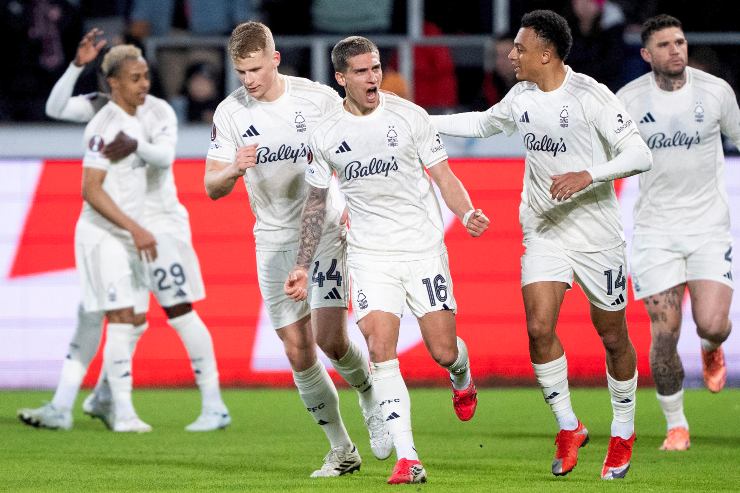 Come vedere Porto-Nottingham