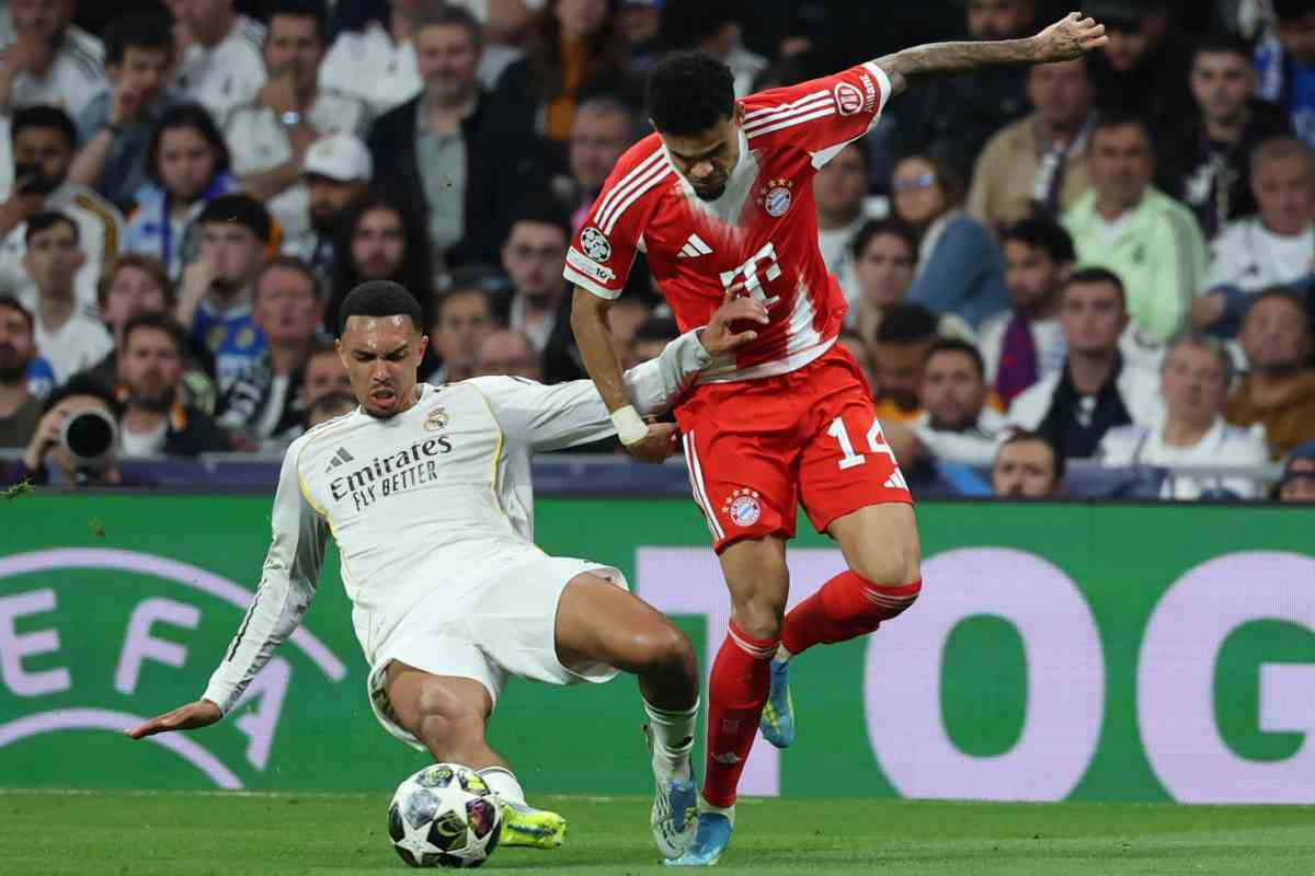 Alexander-Arnold e Luis Diaz