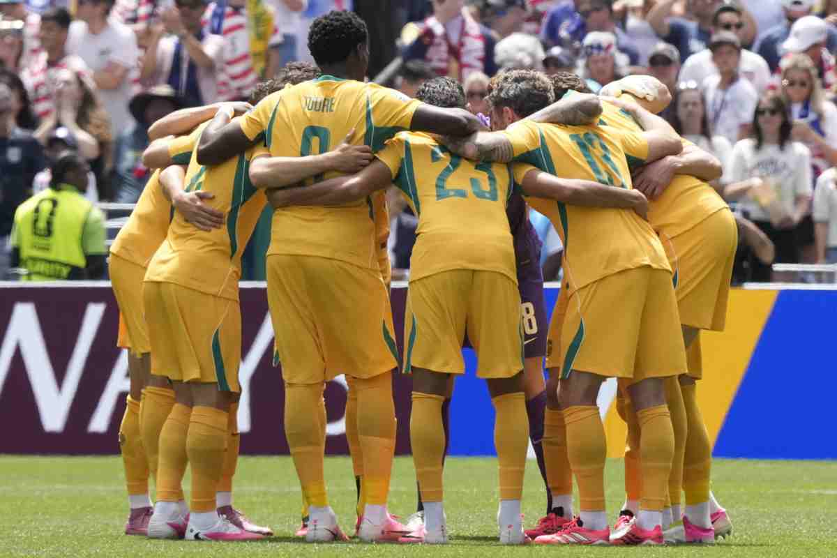 I giocatori australiani in cerchio