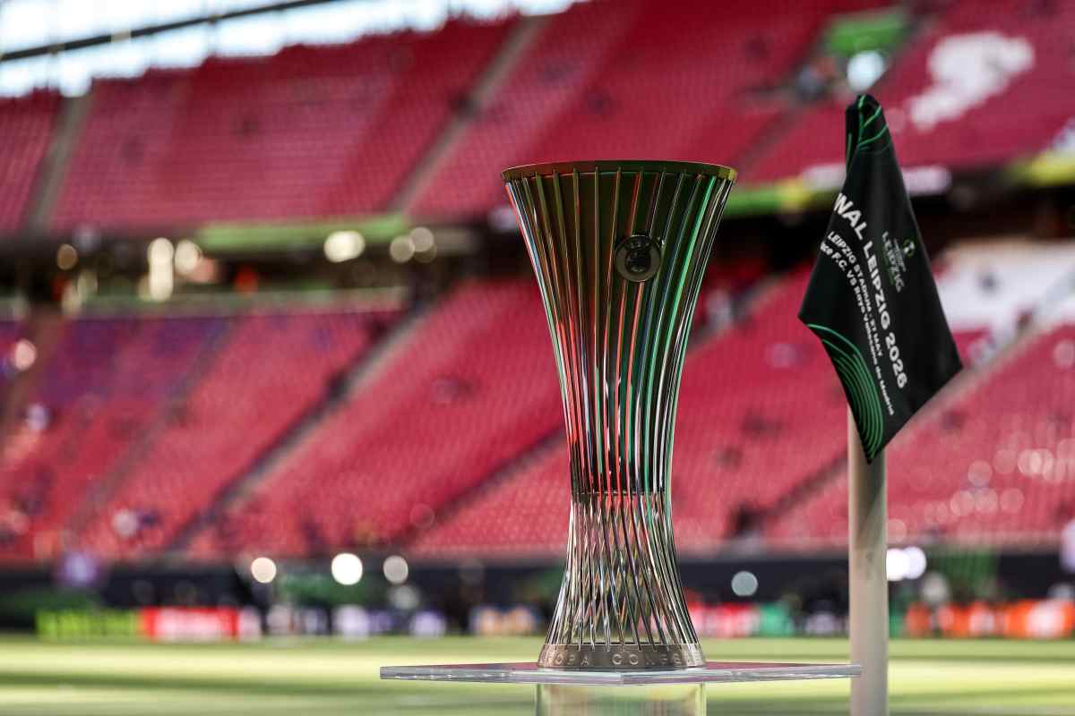 Il trofeo della Conference