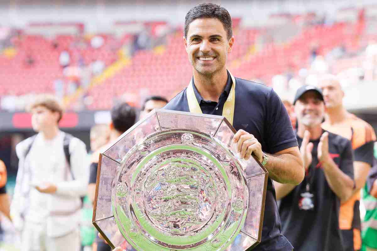 Arteta con il Community Shield