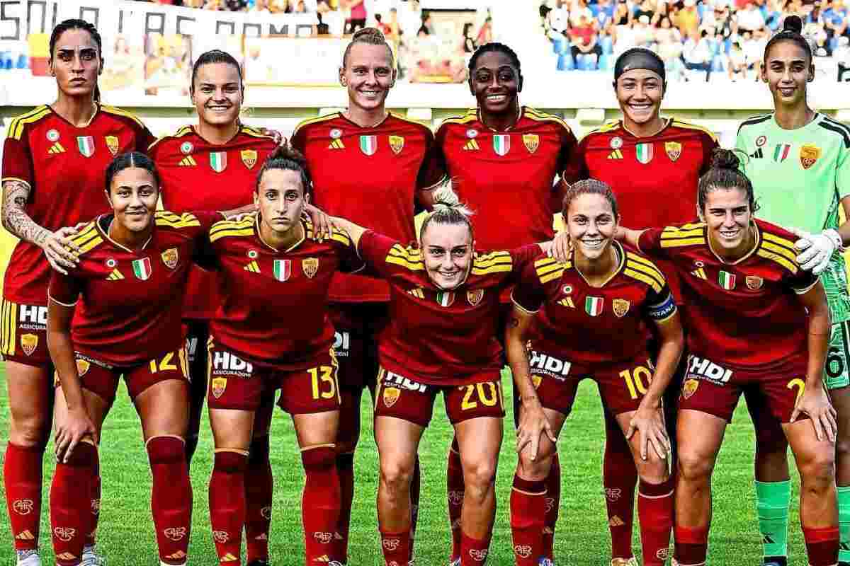 Una formazione della Roma women