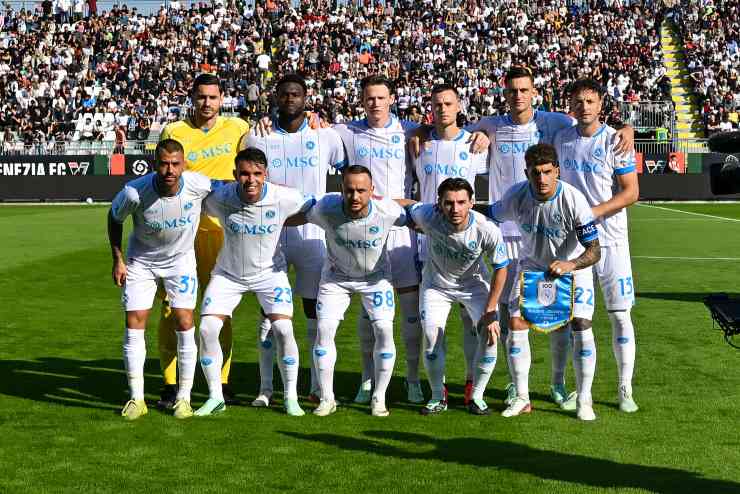 Una formazione del Napoli
